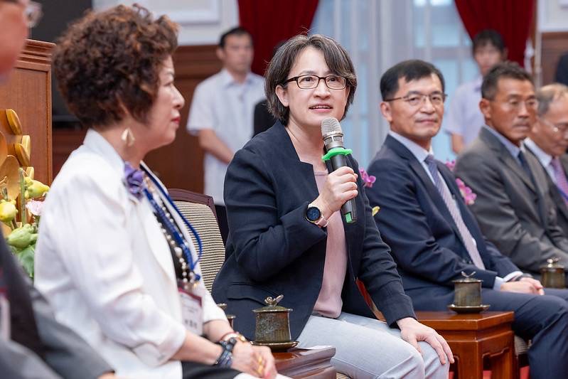 副總統：政府與產學合作培養人才　提供良好基礎建設及健全法規環境